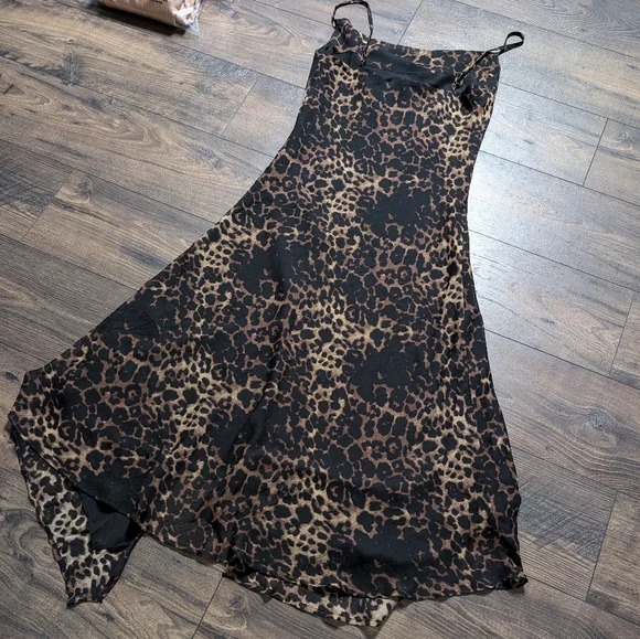 OPT by Johanna Cheetah Print Cowl Neck ‎ Midi Dress Size XL